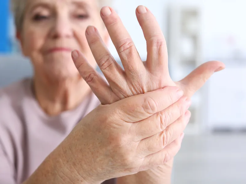 How Schomaker Chiropractic Clinic treats bursitis in Elk River